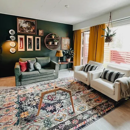 Pieni Lomahuoneisto Ja Ulkoporeallas Apartamento