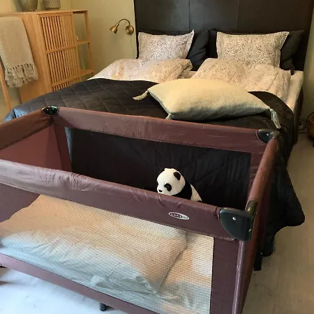 Pieni Lomahuoneisto Ja Ulkoporeallas *